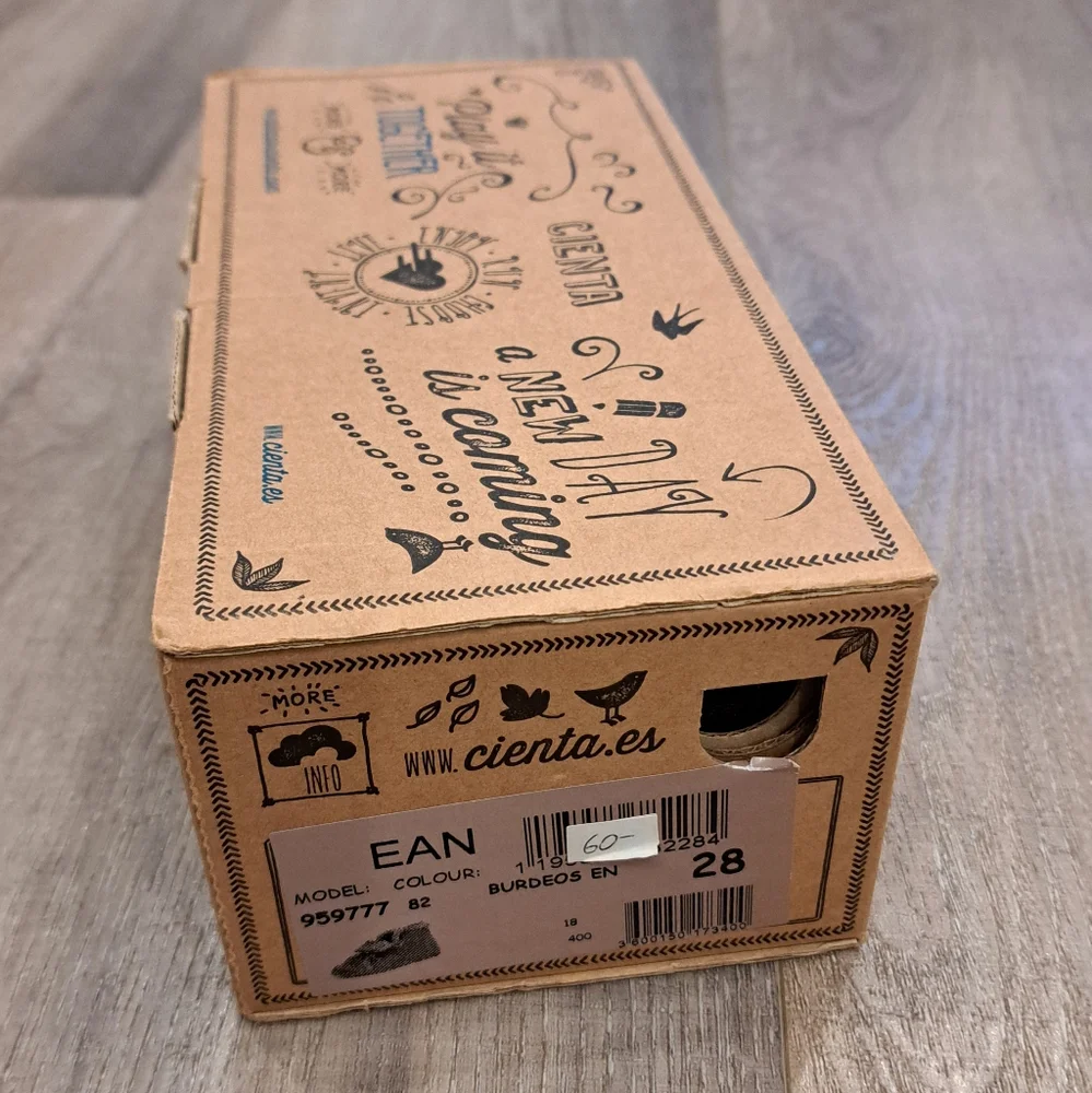 CIENTA Burgundy High-Top Sneakers - Picture 4 of 4